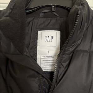 GAP Charcoal Insulated Jacket